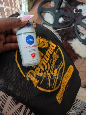 Nivea Rolon 48hrs