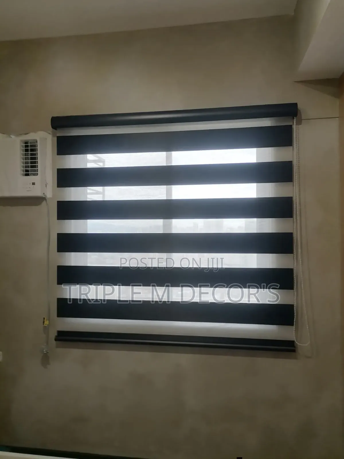 Beautiful Horizontal Window Blinds – Modern Home & Office Décor