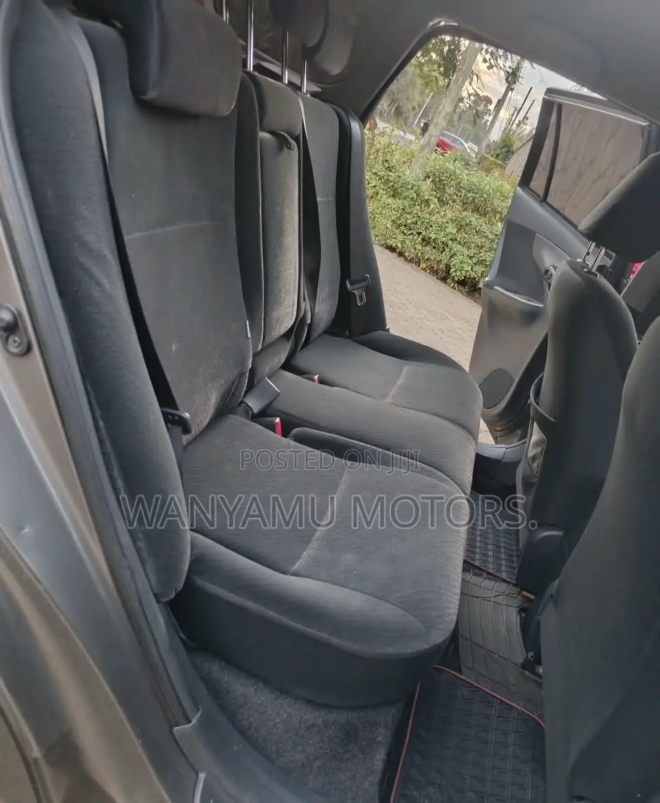 Toyota Corolla Fielder 2010 Gray