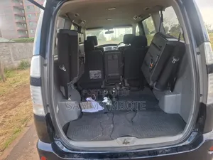 Toyota Voxy X 2WD 8-Seater 2006