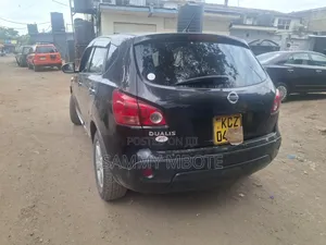 Nissan Dualis 2013 Black