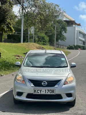 Nissan Latio 1.2 2012 Silver