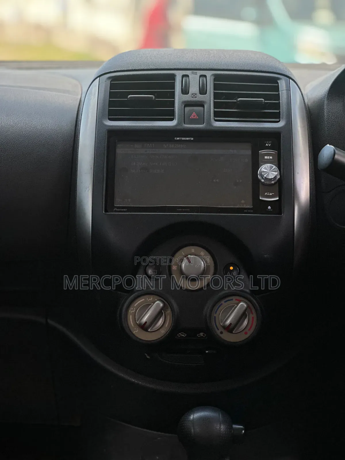 Nissan Latio 1.2 2012 Silver