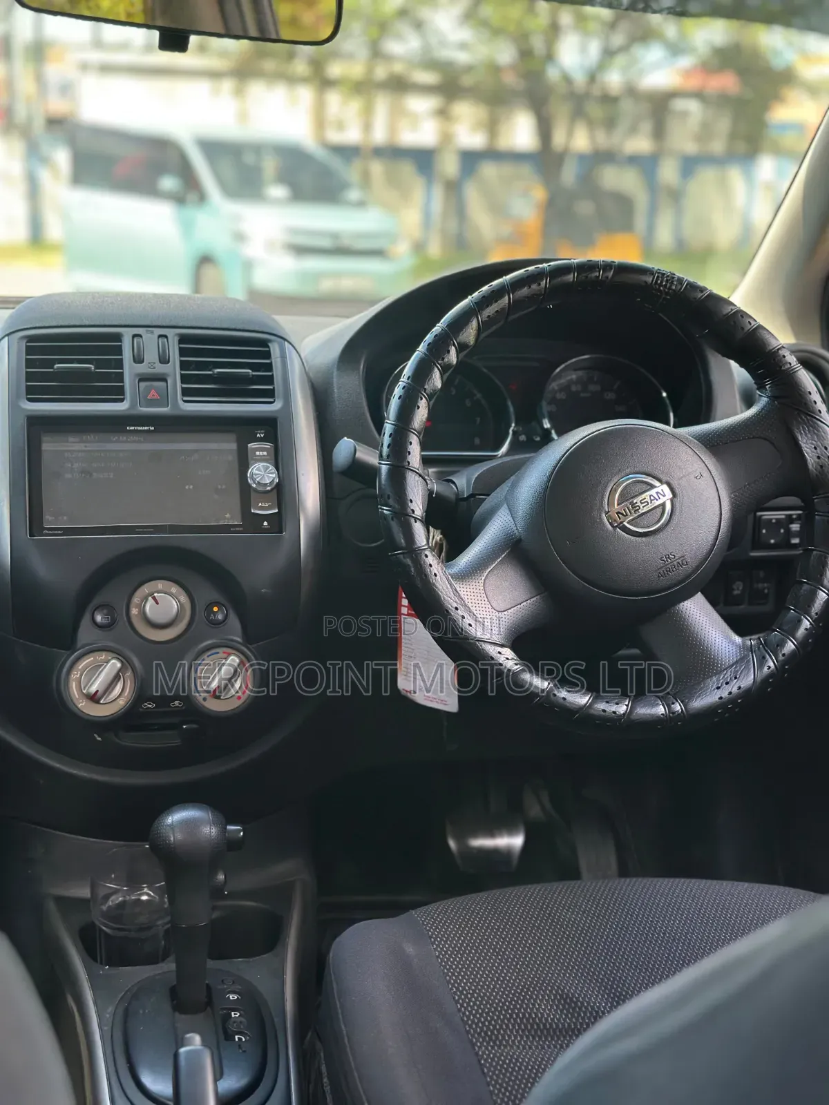 Nissan Latio 1.2 2012 Silver