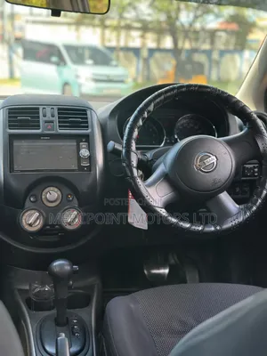 Nissan Latio 1.2 2012 Silver