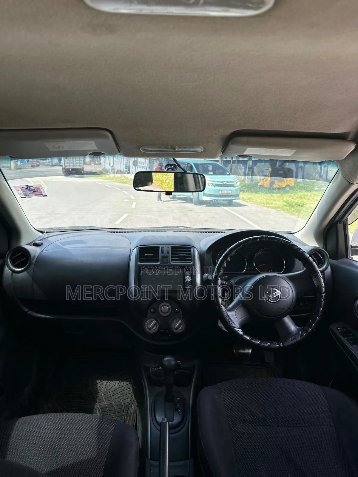 Nissan Latio 1.2 2012 Silver