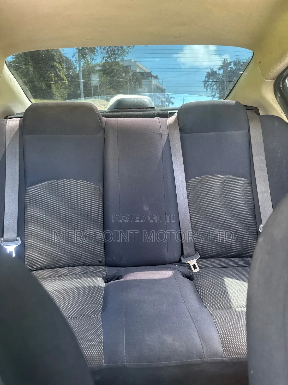 Nissan Latio 1.2 2012 Silver