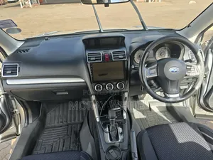 Subaru Forester 2016 Silver