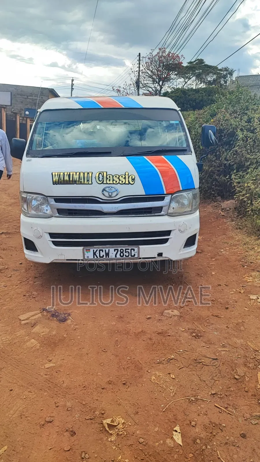 Toyota HiAce 2012 White