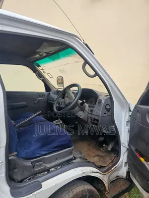 Nissan Caravan (Urvan) 2009 White