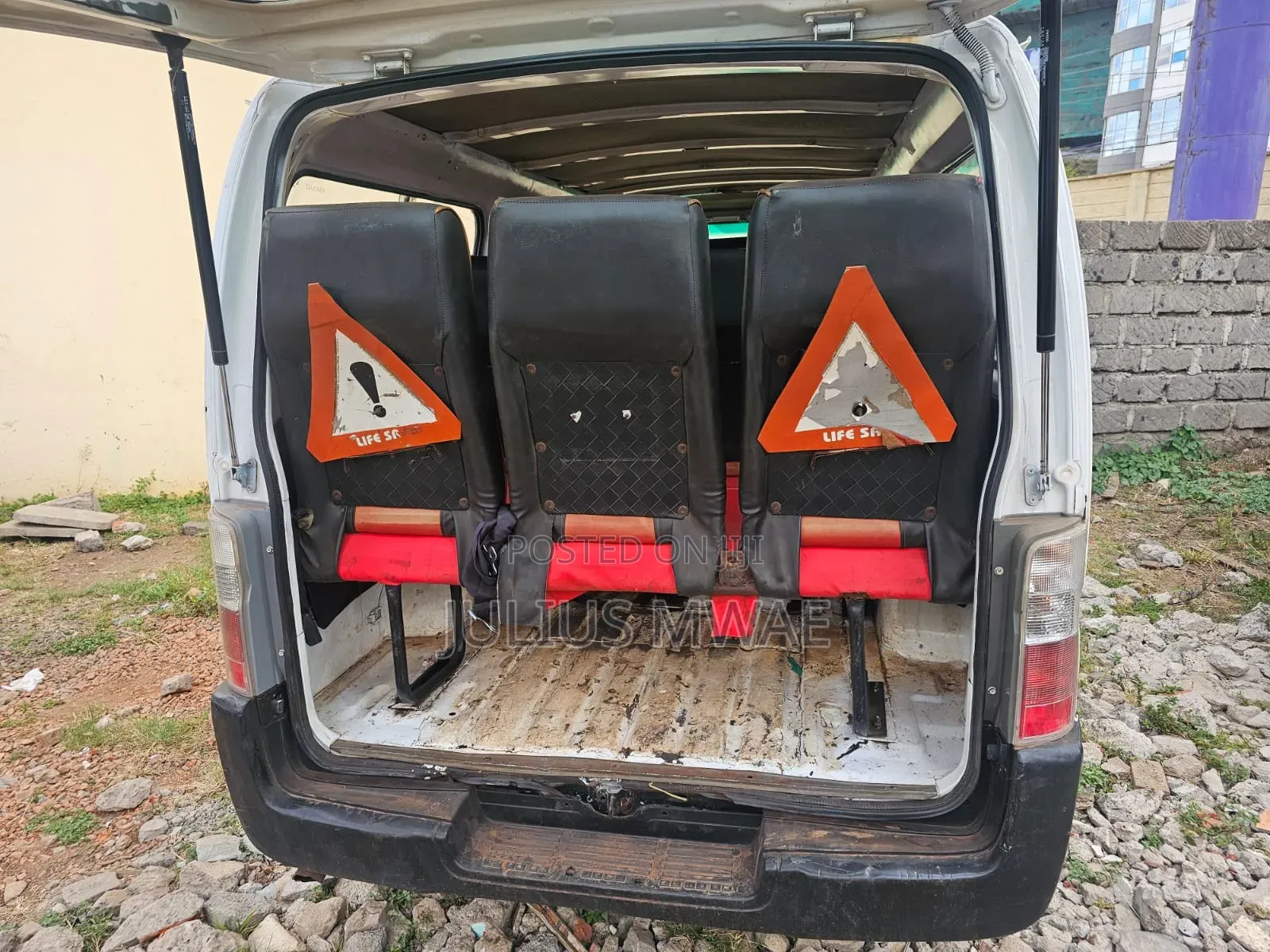 Nissan Caravan (Urvan) 2009 White