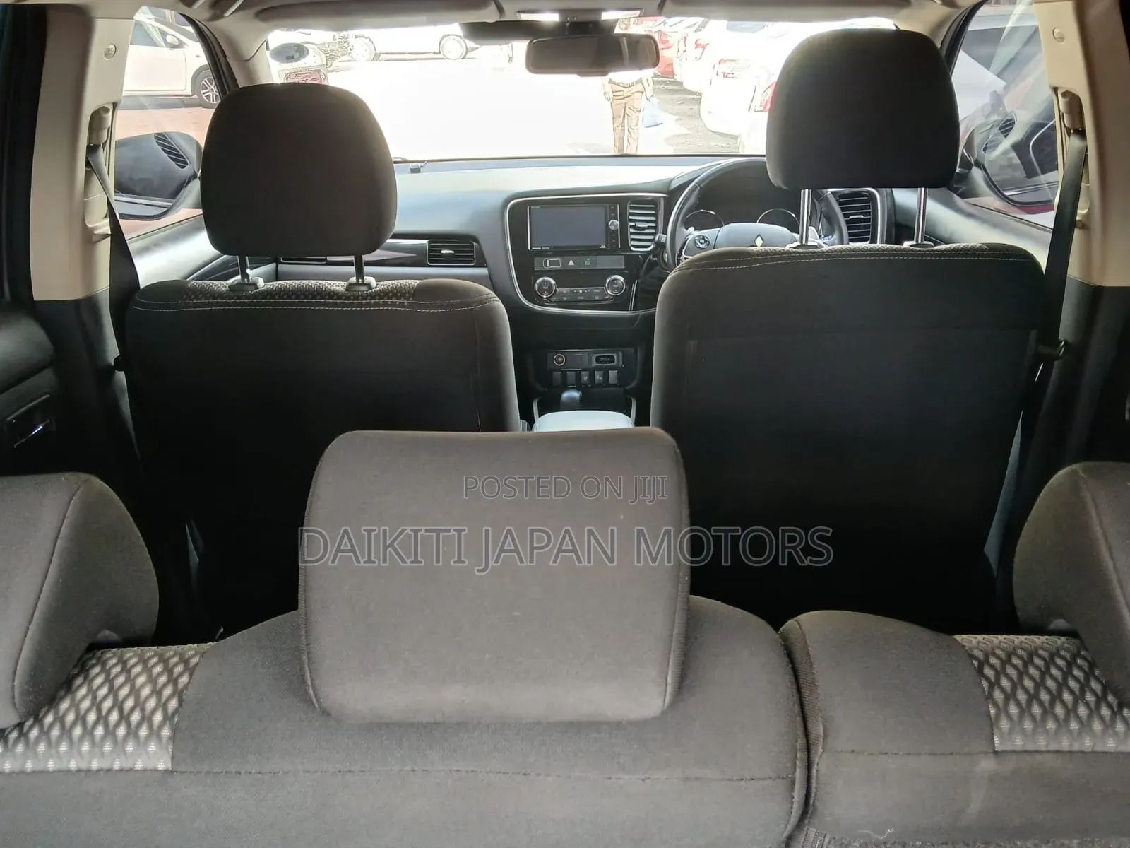 Mitsubishi Outlander 2018 Blue