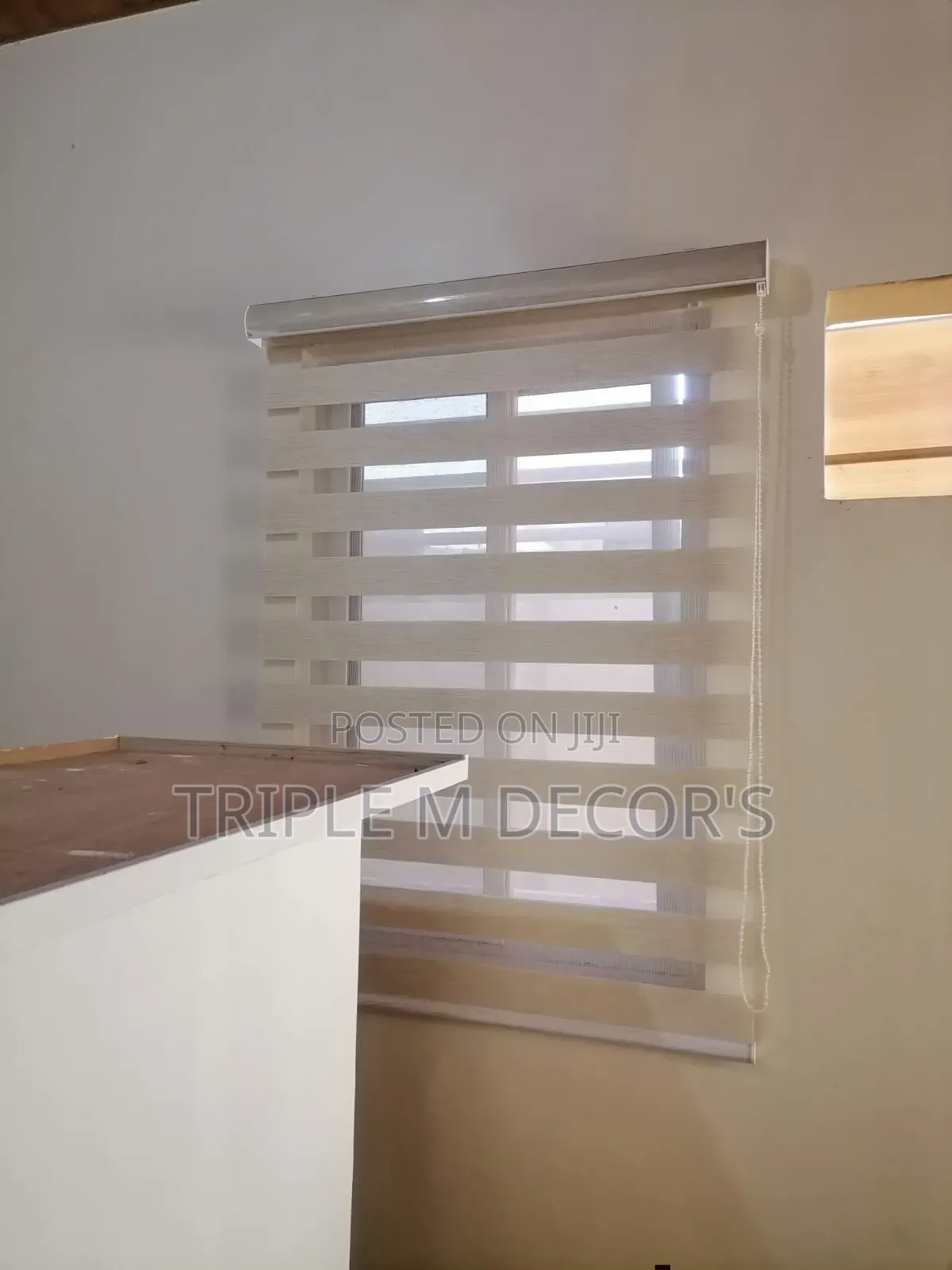Window Shade- Luxury Window Blinds for Modern Homes, Offices