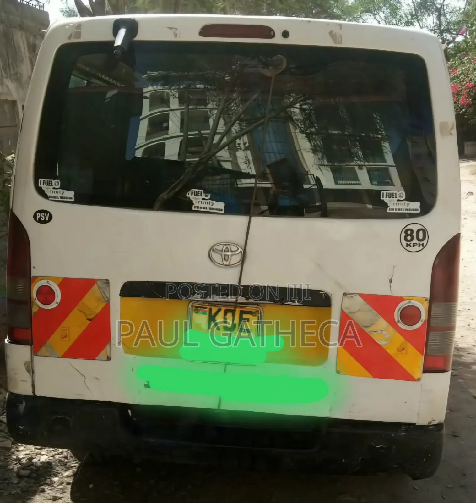 Toyota HiAce 2009 White