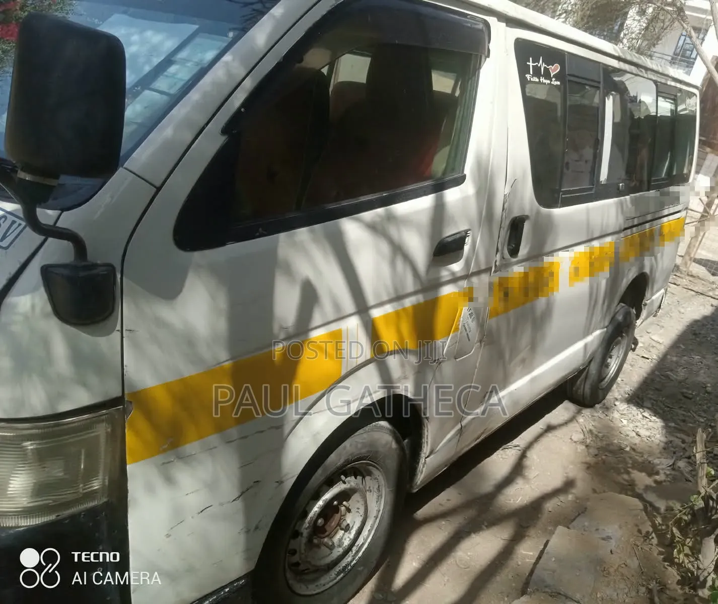 Toyota HiAce 2009 White