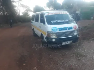 Nissan Caravan (Urvan) 2012 White