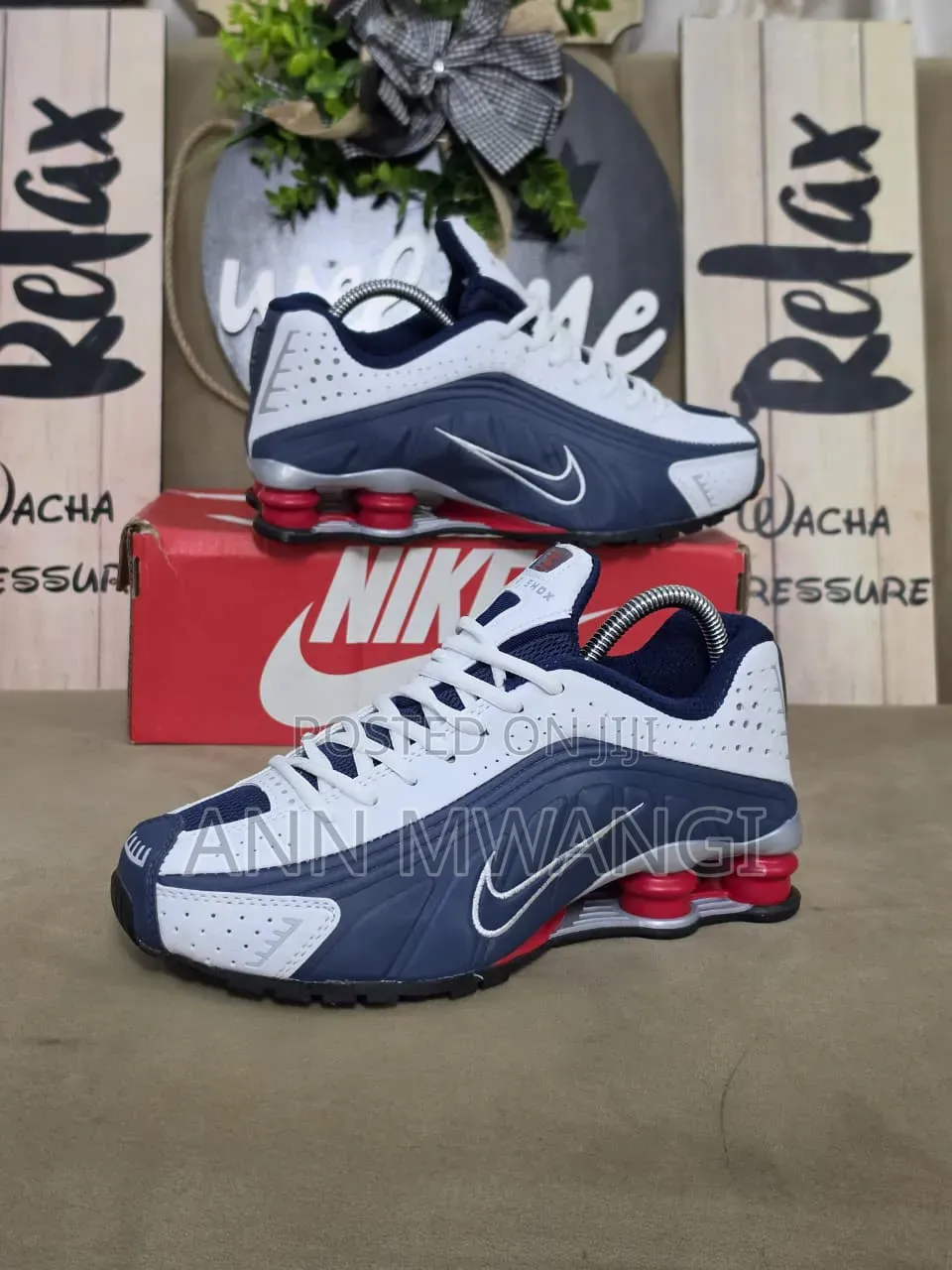 Shox R4s Shoe