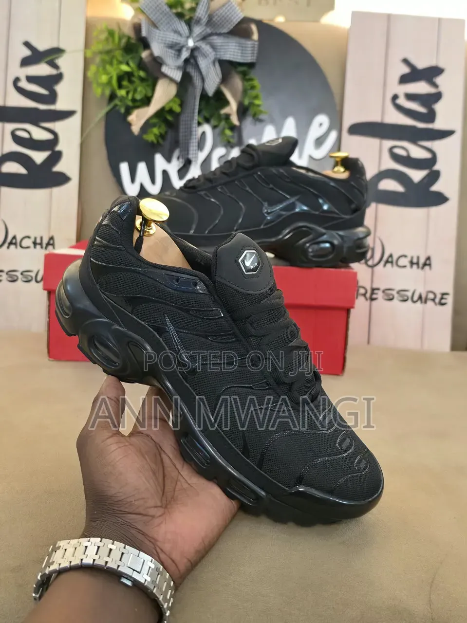 Tn Black Shoe