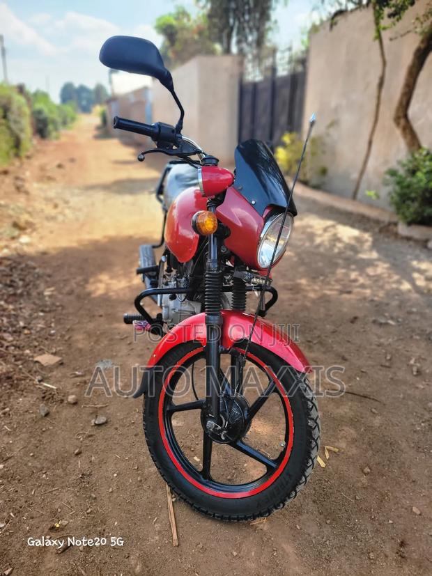 Bajaj Boxer 150 UG 2022 Red - main view