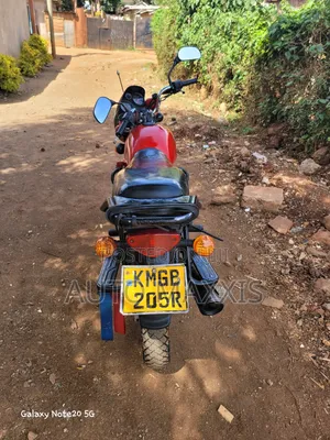 Bajaj Boxer 150 UG 2022 Red