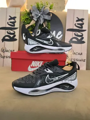 Zoom Winflow Shoe