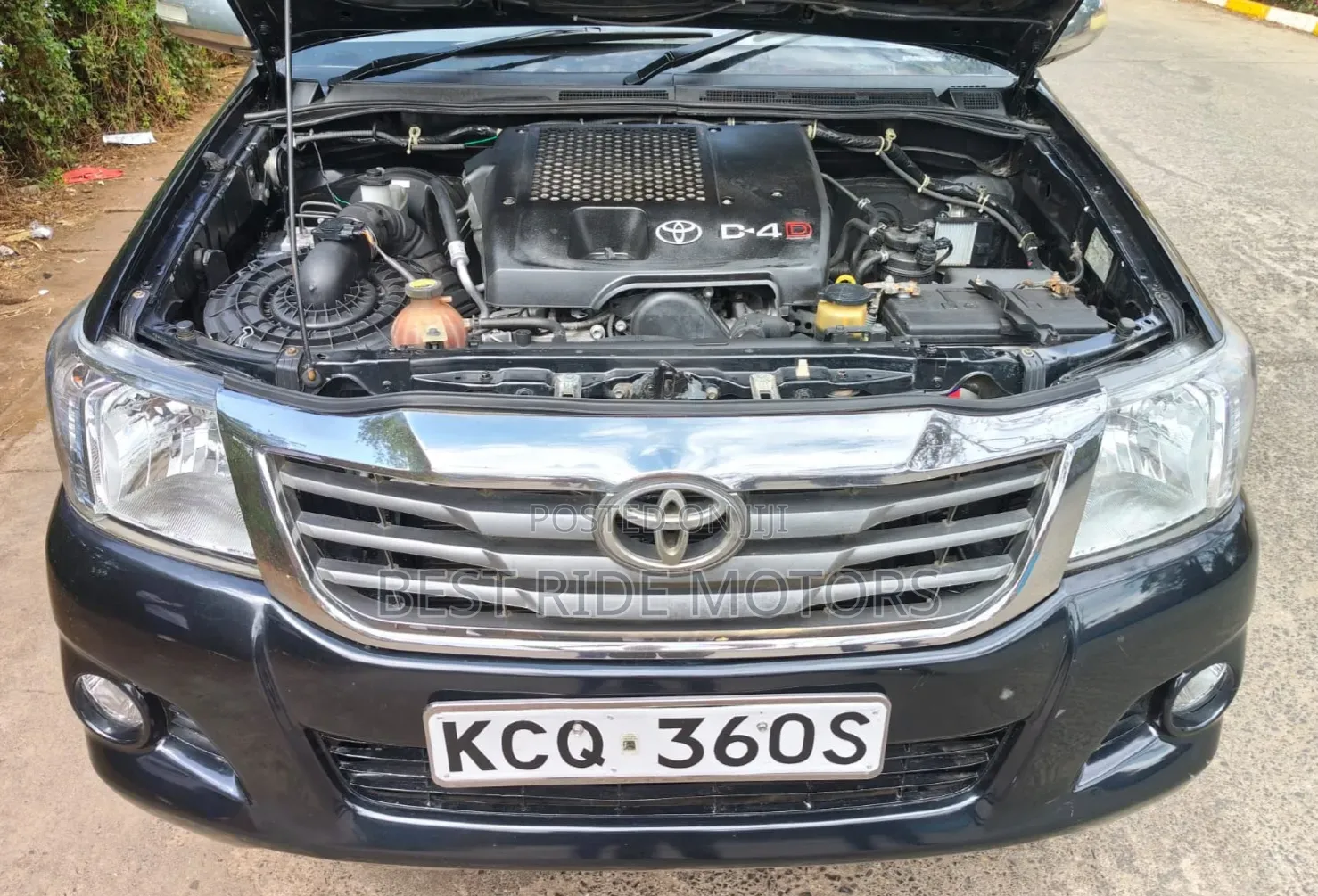 Toyota Hilux 2011 Black