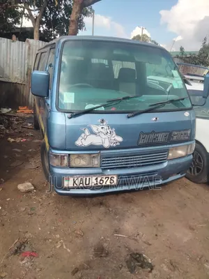 Nissan Caravan (Urvan) 2006 Blue