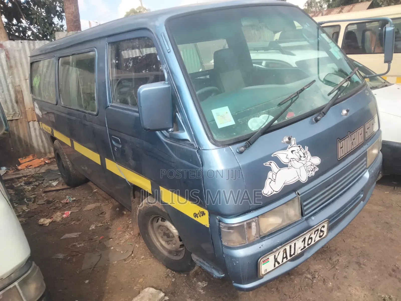 Nissan Caravan (Urvan) 2006 Blue