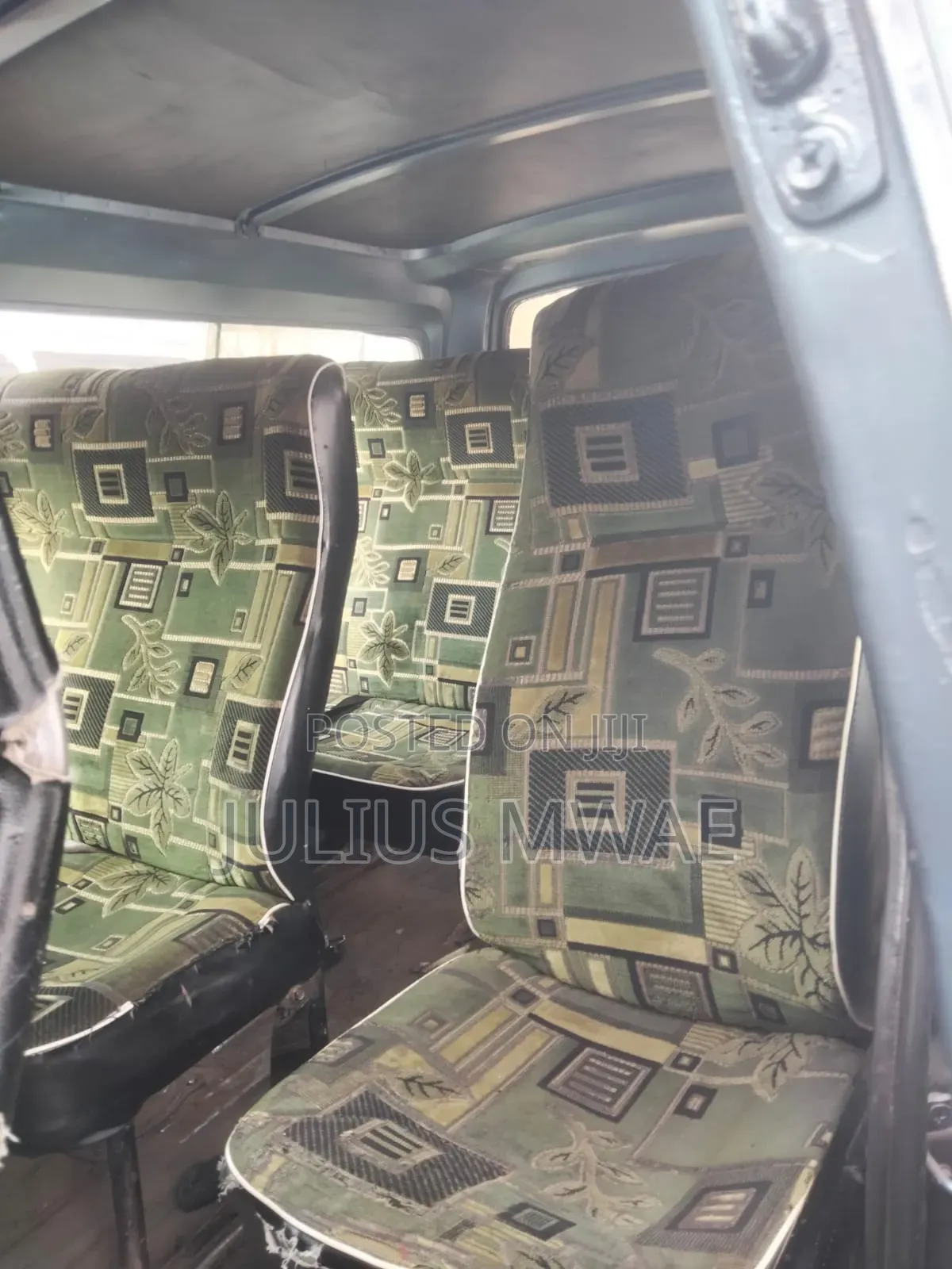 Nissan Caravan (Urvan) 2006 Blue