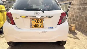 Toyota Vitz 2012 White