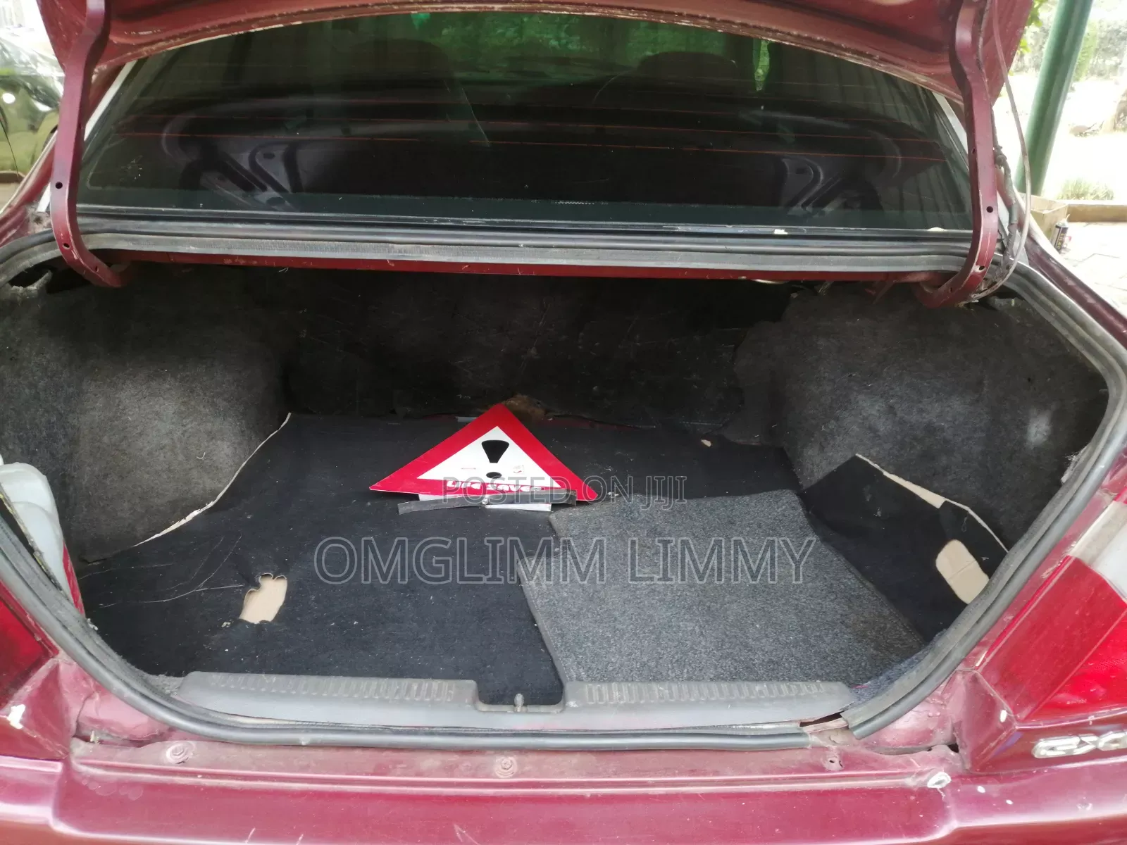 Mitsubishi Lancer 2000 Red