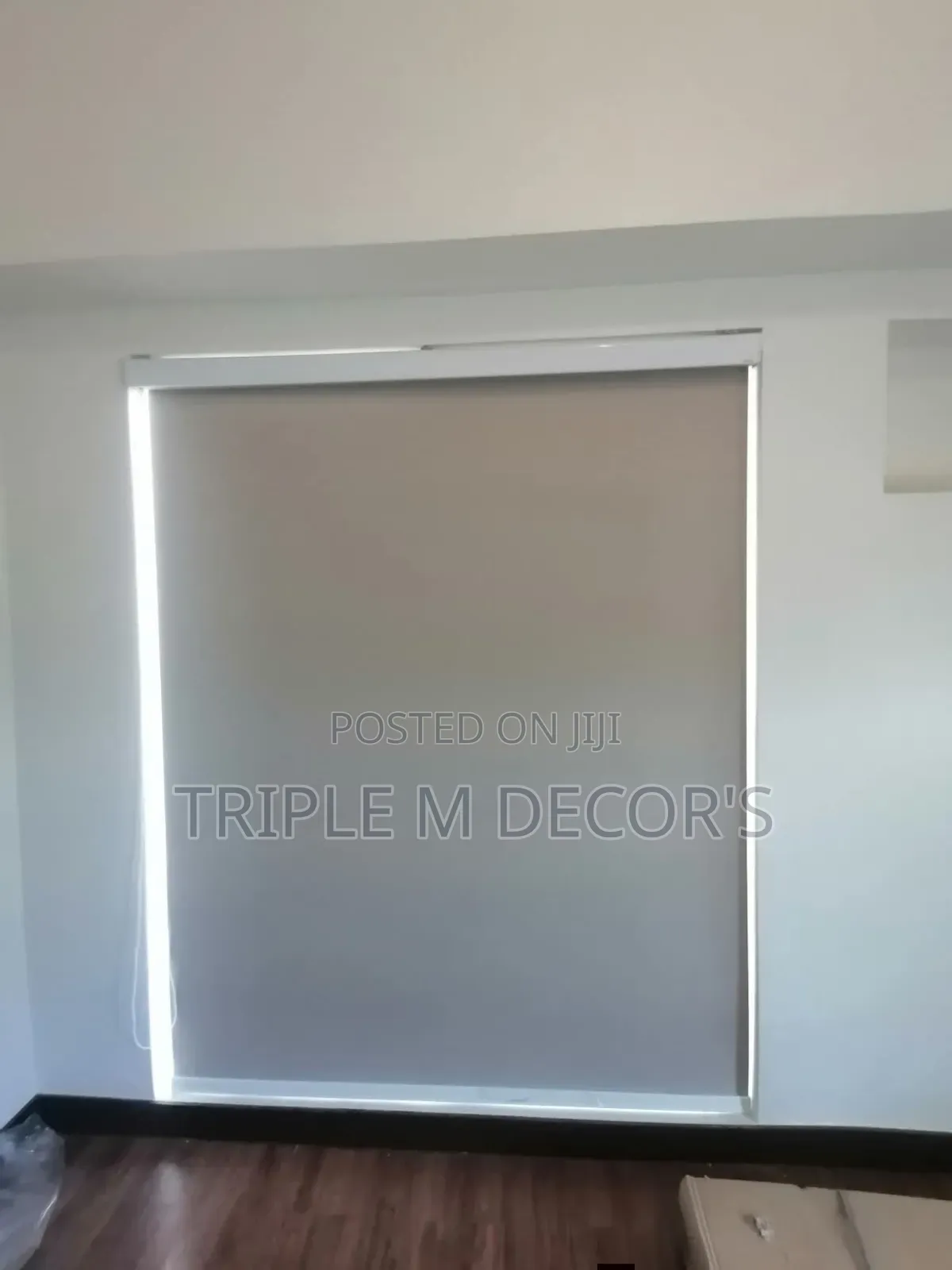 Quality Sunscreen Roller Blinds – Custom Sizes Available