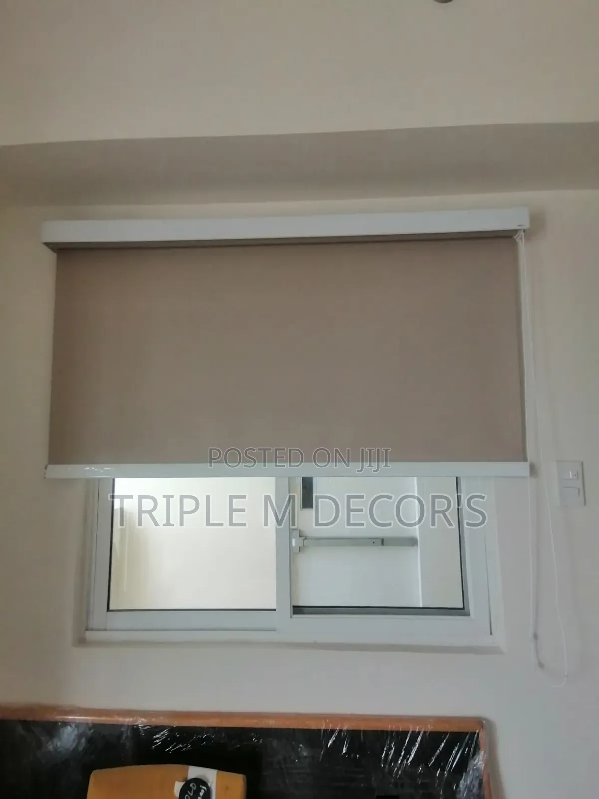 Sunscreen Roller Blinds – UV Protection & Modern Window Shades