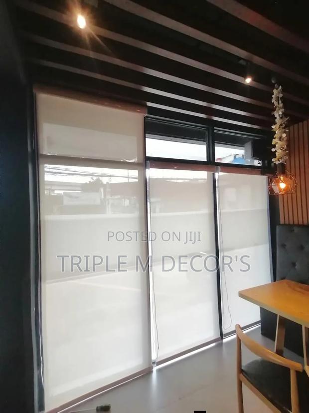 Heat Control Sunscreen Blinds – Stylish Window Covering - thumbnail 2