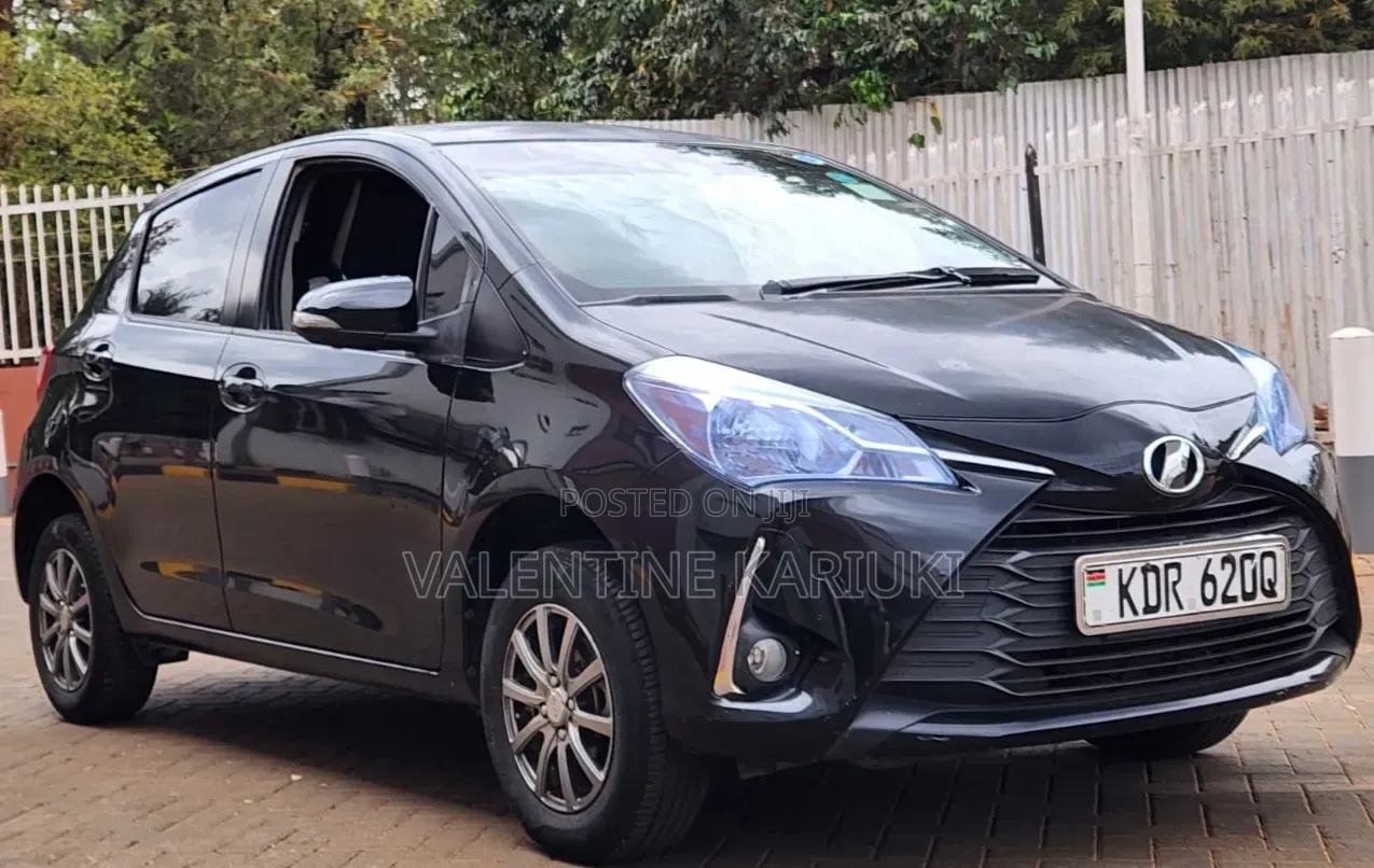 Toyota Vitz 2018 Black
