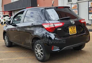Toyota Vitz 2018 Black