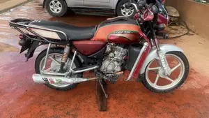 Bajaj Boxer 150 UG 2015 Red