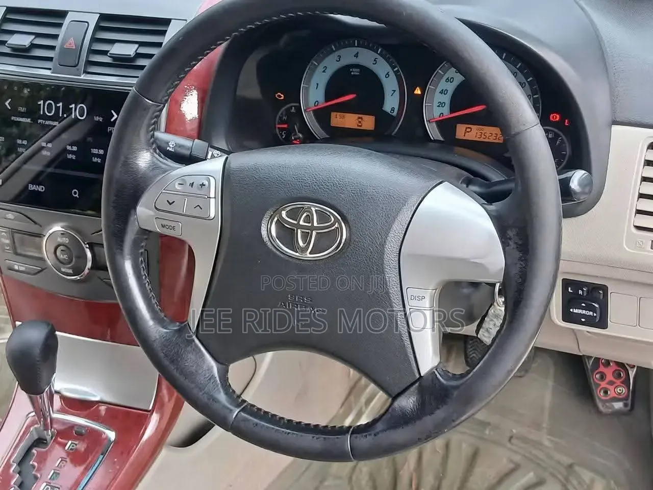 Toyota Corolla Altis 2013 Silver