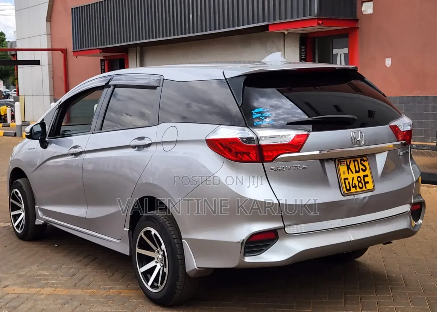Honda Fit Shuttle 2017 Silver