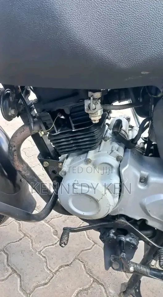 Bajaj Boxer 150 UG 2018 Black