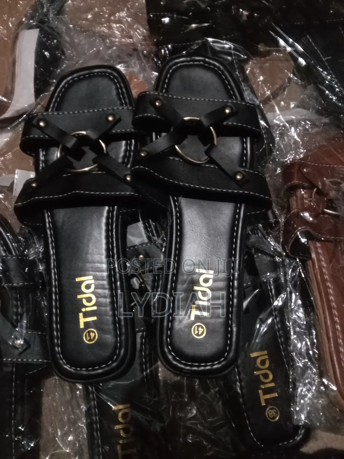 High Quality Shoes From TZ