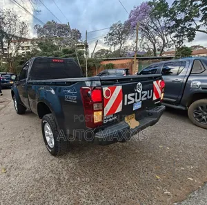 Isuzu EcoMax LR 2815 2025 Black