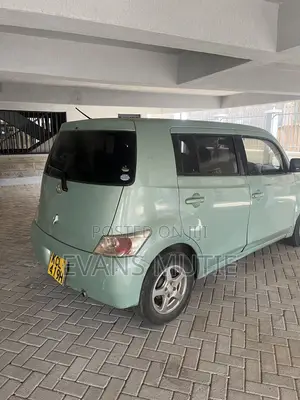 Toyota bB 2010 Blue
