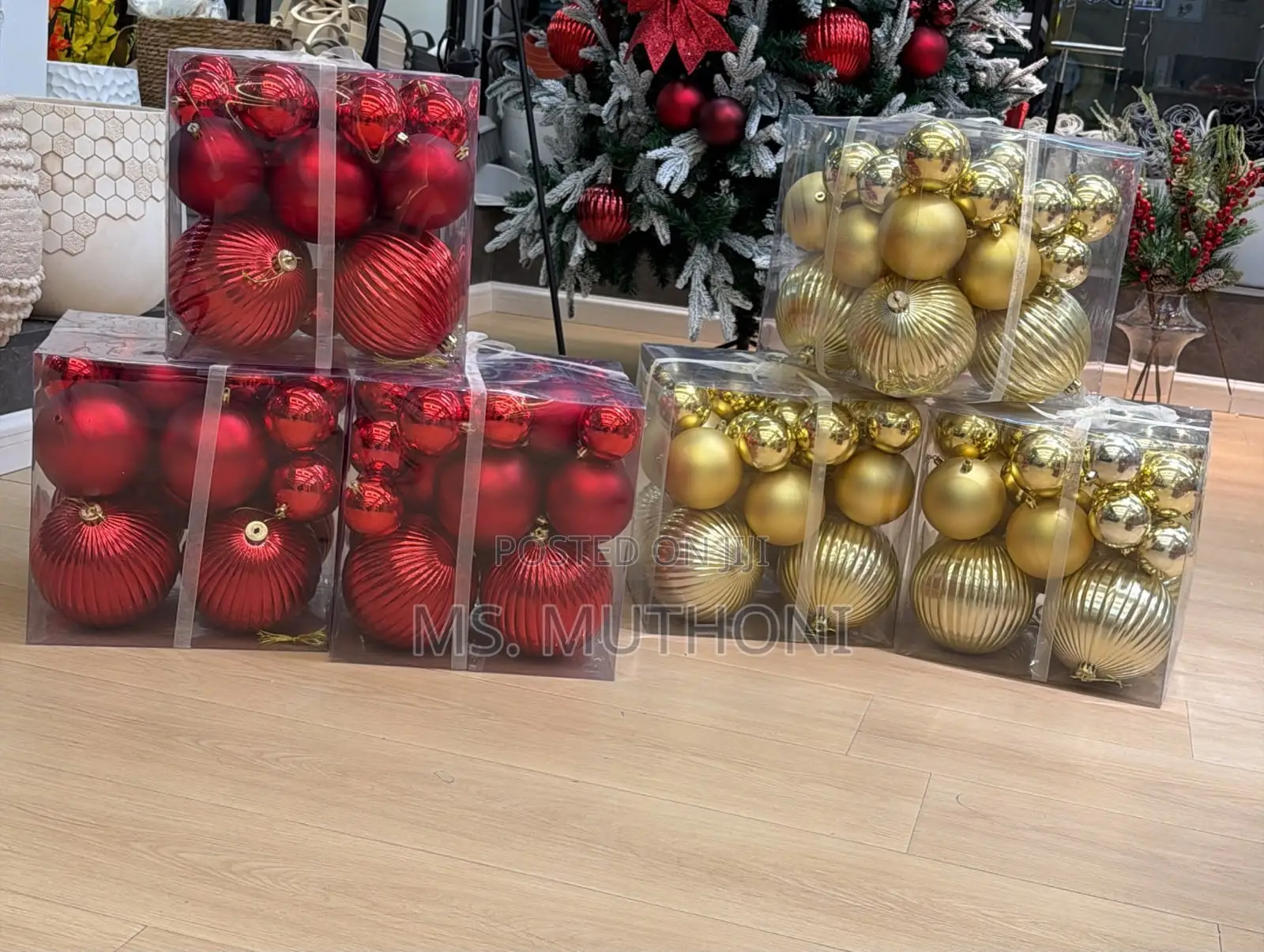 Luxe Christmas Hamper – 26 Pieces*