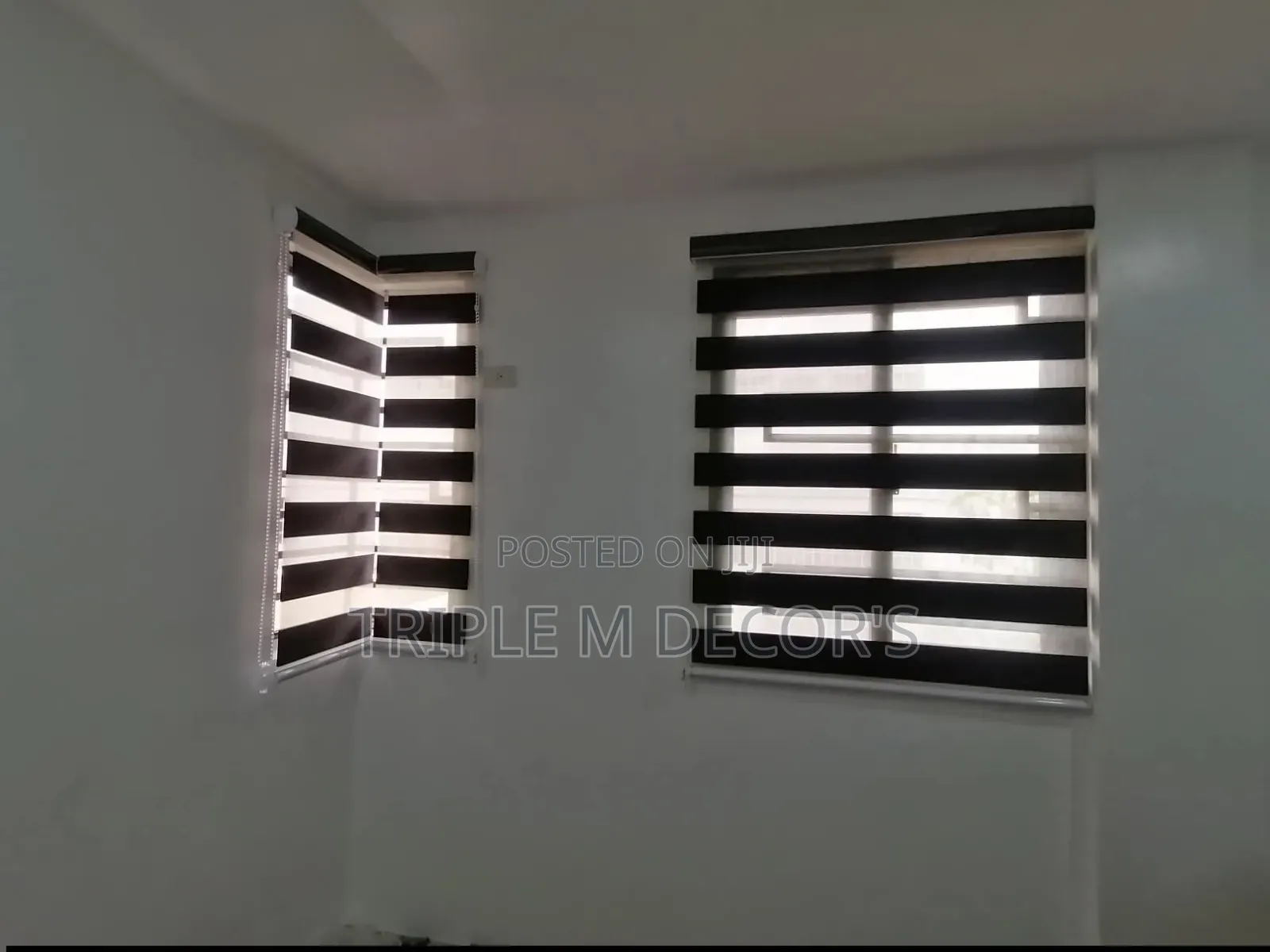 Modern Dual Layer Blinds for Homes & Offices