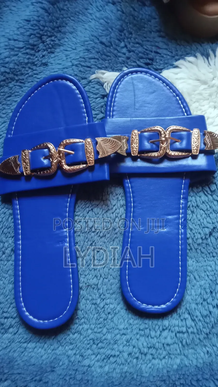 Mtumba Flat Shoes