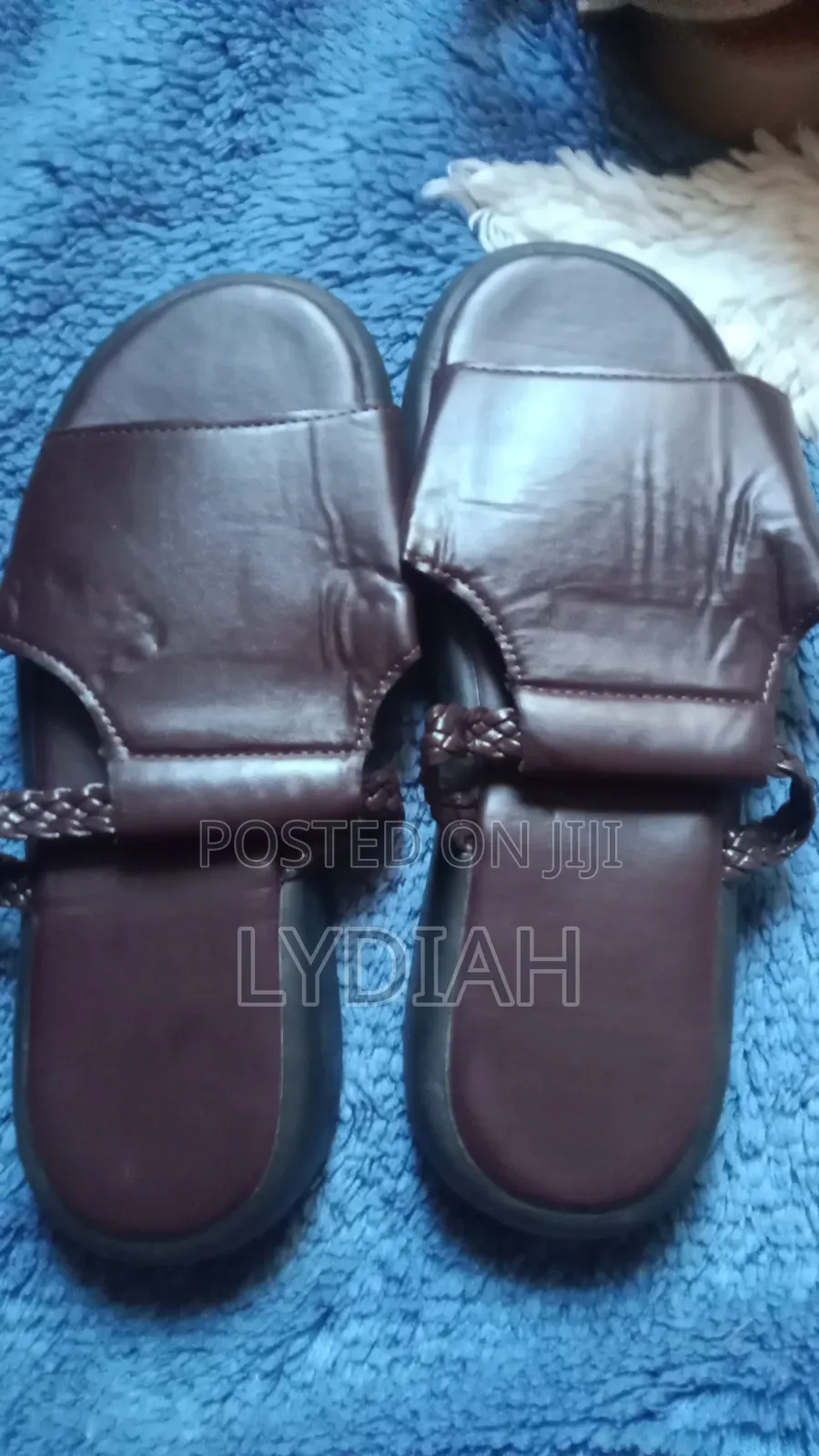 Mtumba Flat Shoes