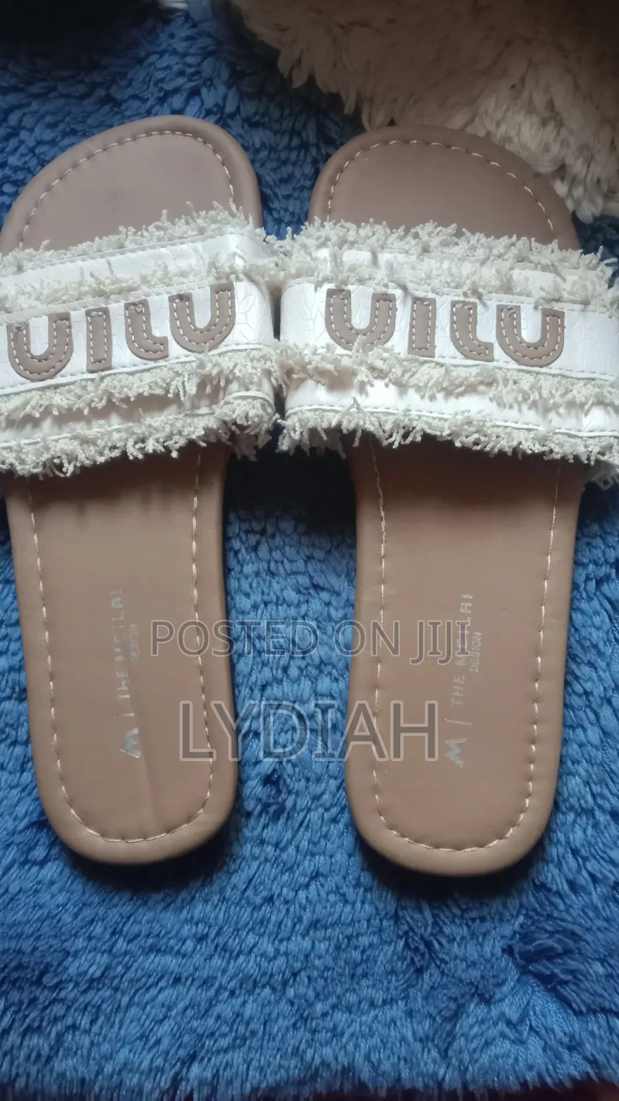 Mtumba Flat Shoes