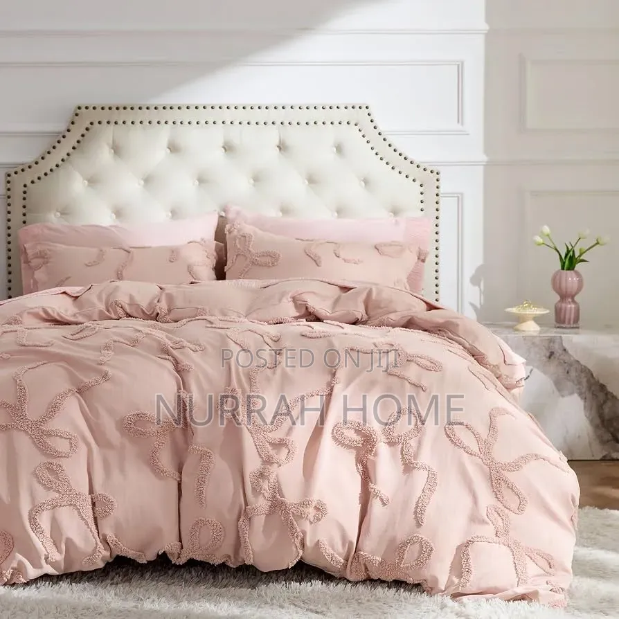  Bowknot Tufted Duvet Cover — Pretty & Classy!
