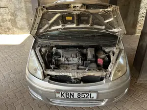 Mitsubishi Colt 2003 Gray